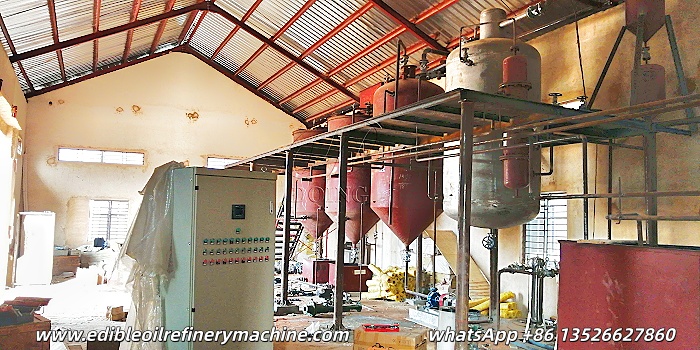 Завод по переработке пищевого масла в Нигерии.jpg