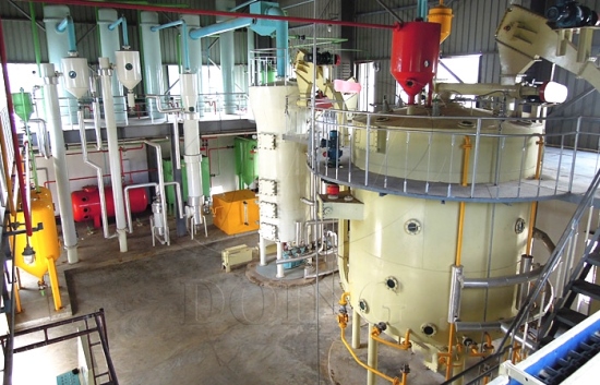 Какие факторы влияют на уровень остаточного масла в экстрагированном шроте?