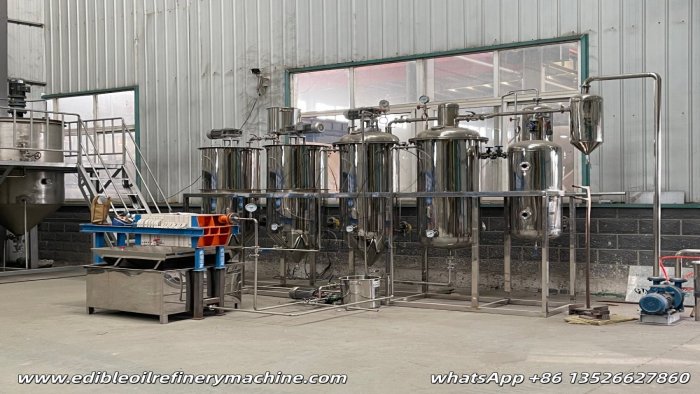 машина для рафинации пищевого масла.jpg